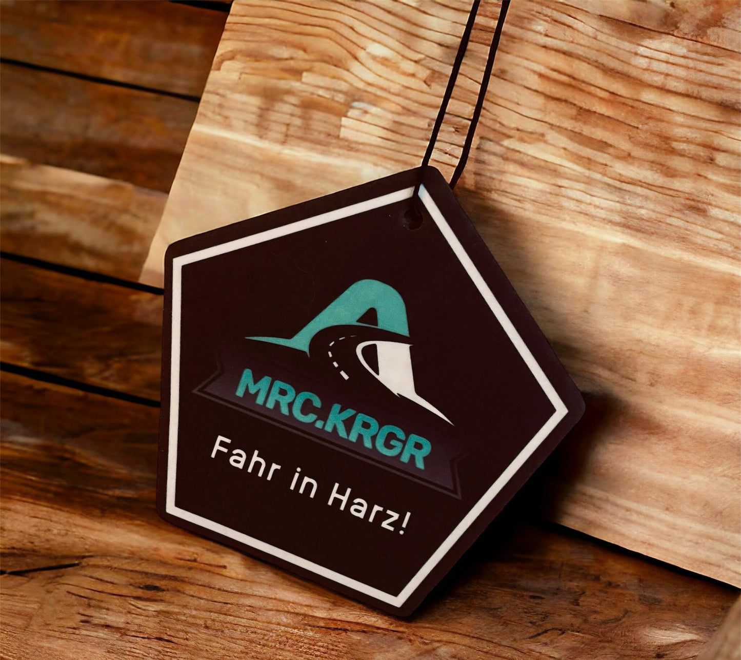 Mrc.Krgr - Duftbaum "FAHR IN HARZ!"Mrc.Krgr - The Fresh Air ExperienceDuftbaum